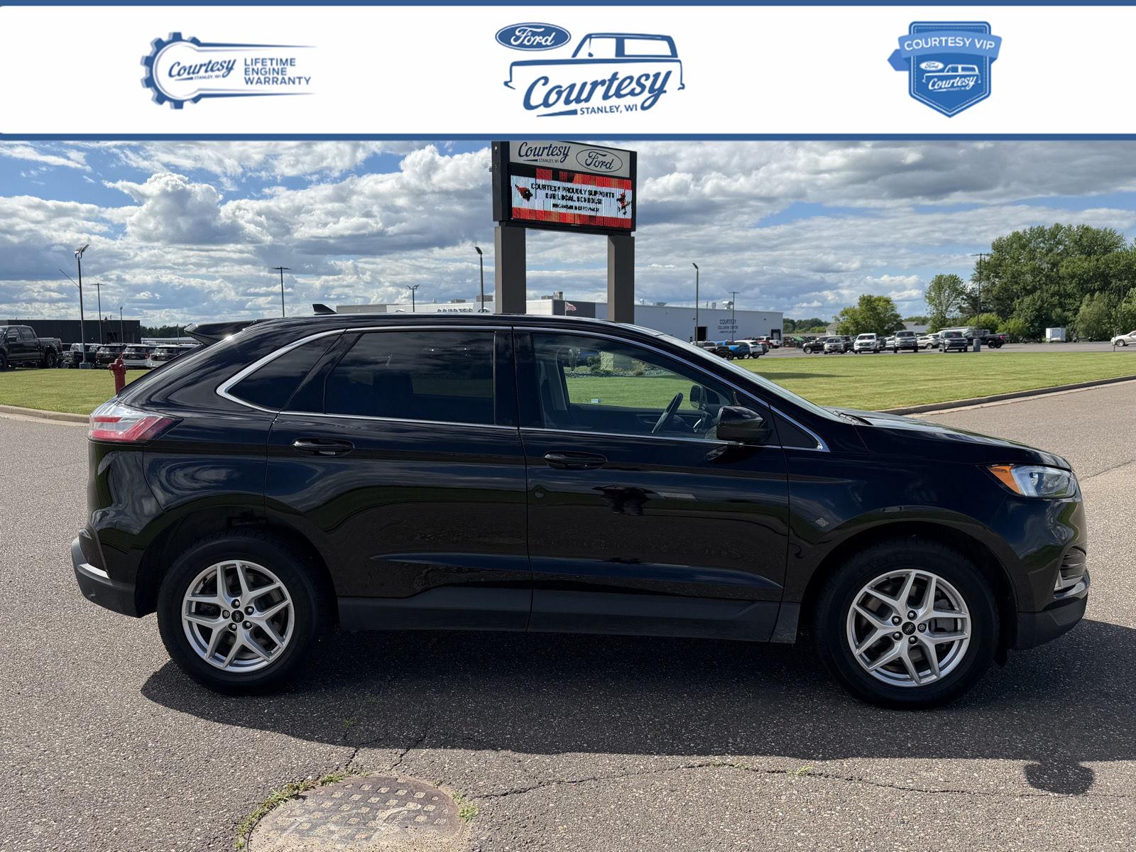 Agate Black Metallic 2023 Ford Edge SUV / Crossover All-Wheel Drive 