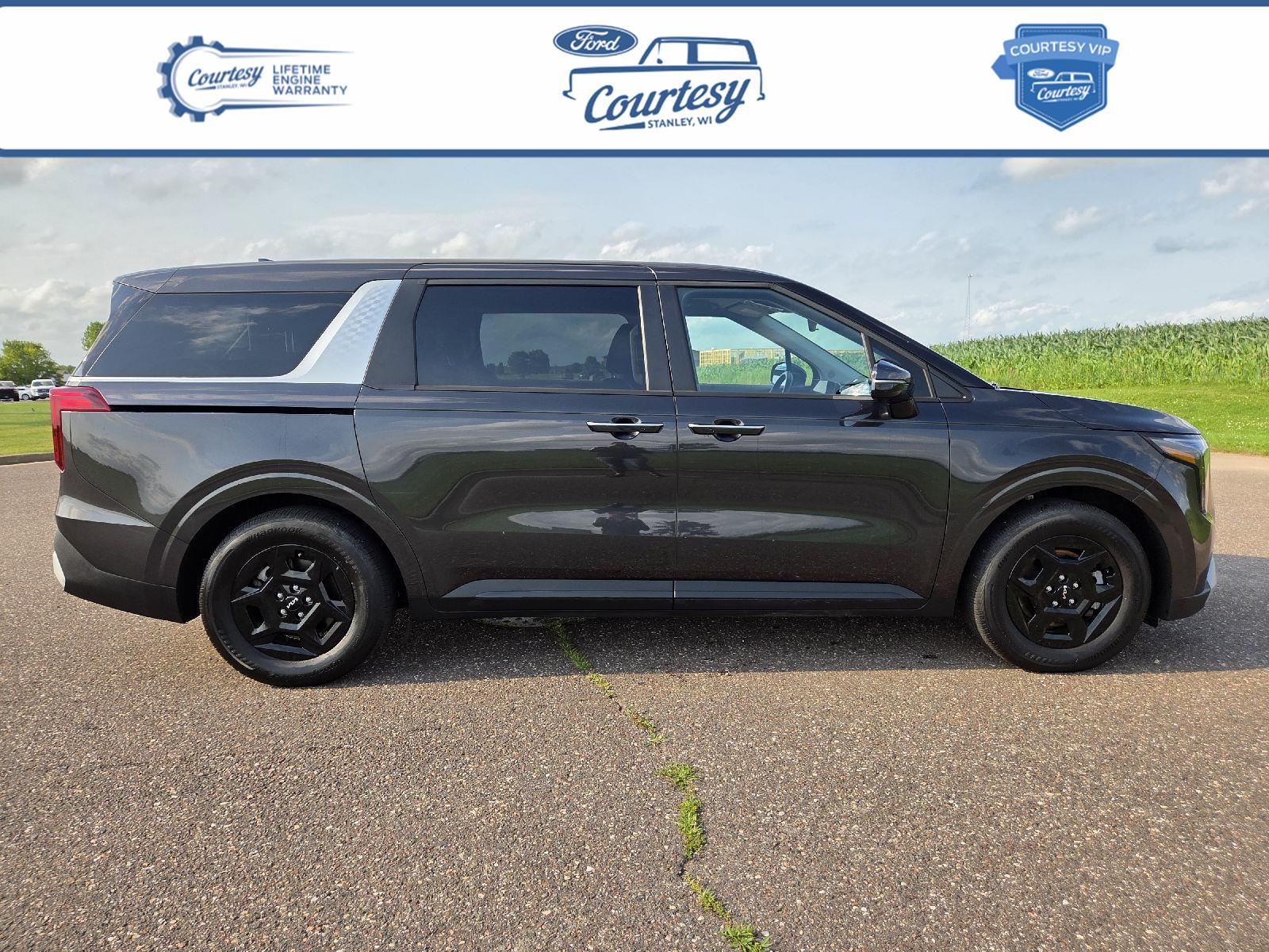2026 Kia Carnival LXS FWD