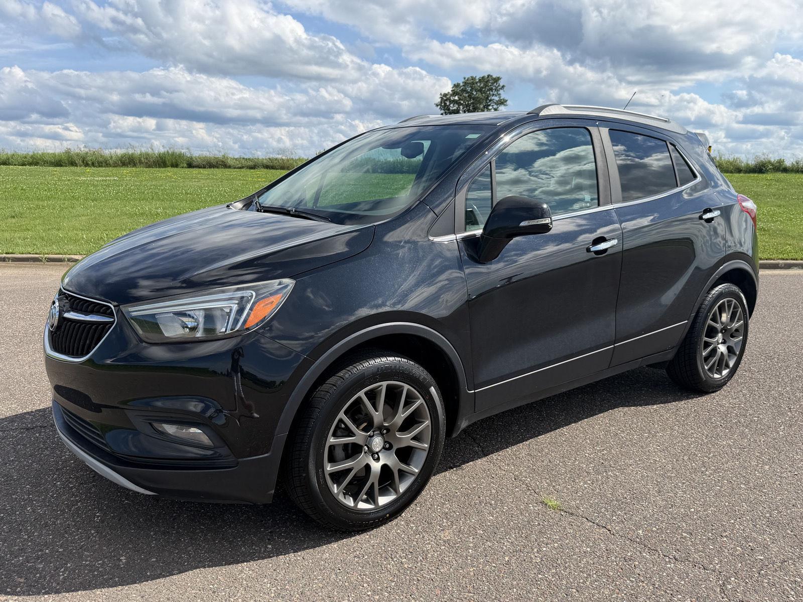 View vehicle photo 4