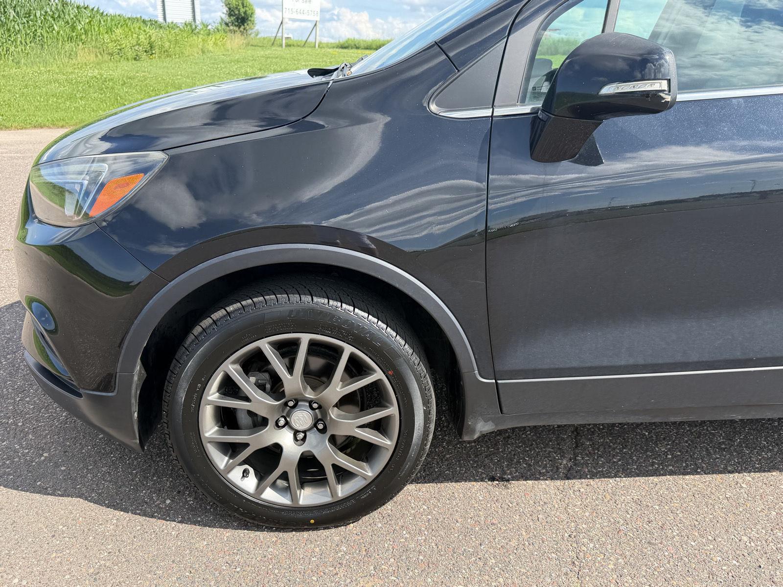 View vehicle photo 7