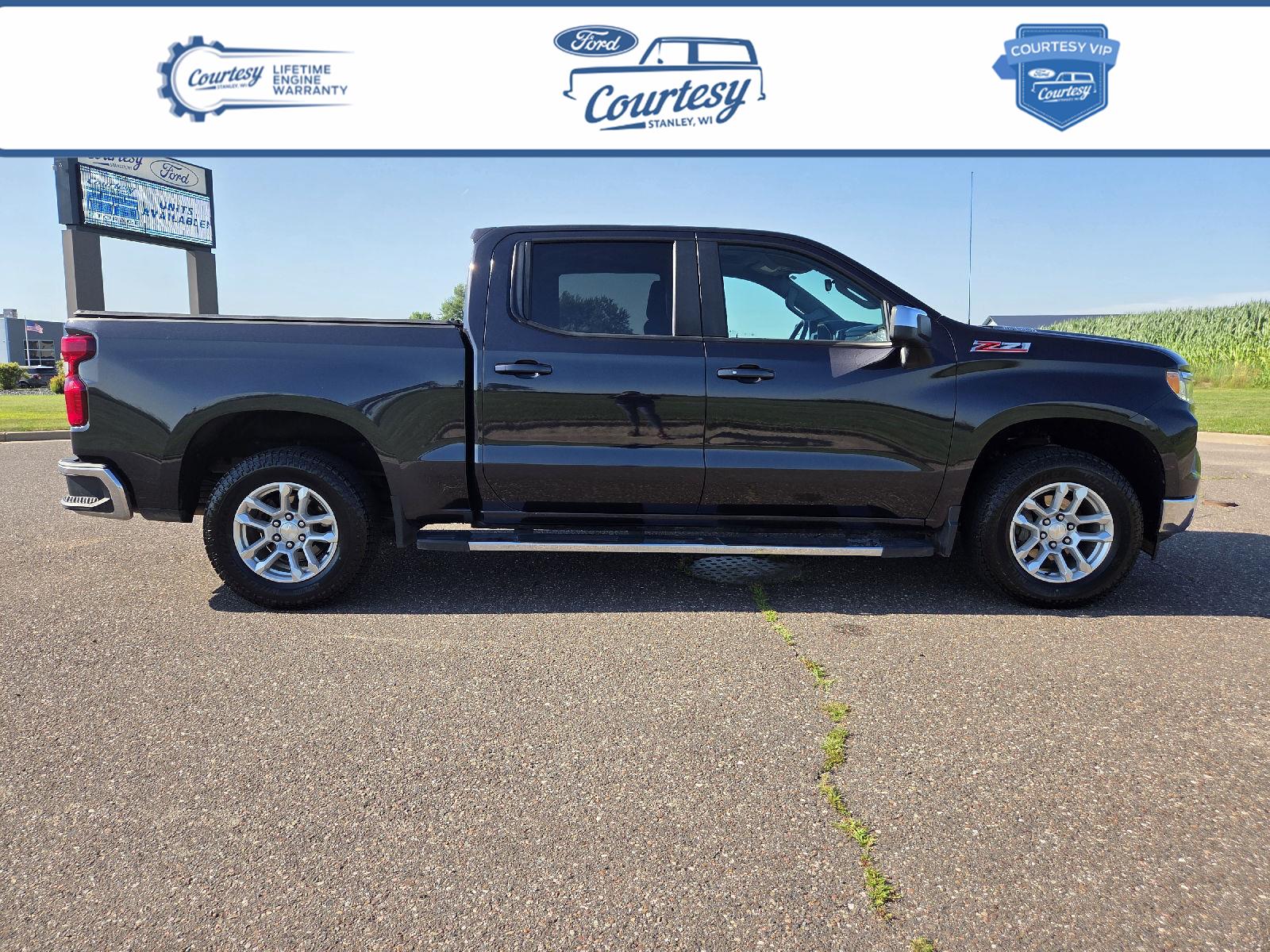 Black 2022 Chevrolet Silverado 1500 Pickup Truck Four-Wheel Drive Automatic