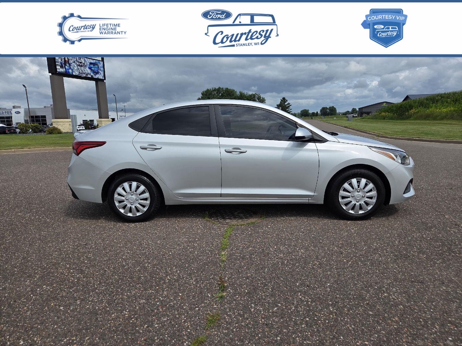 2021 Hyundai Accent SE FWD