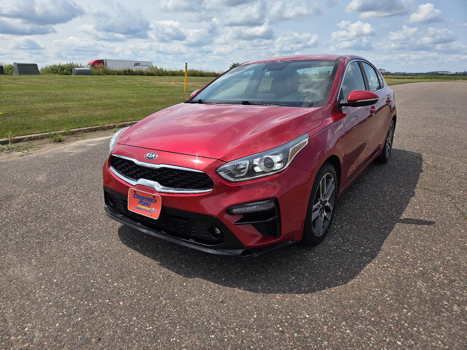 Currant Red 2020 Kia Forte Sedan Front-Wheel Drive Continuously Variable Transmission
