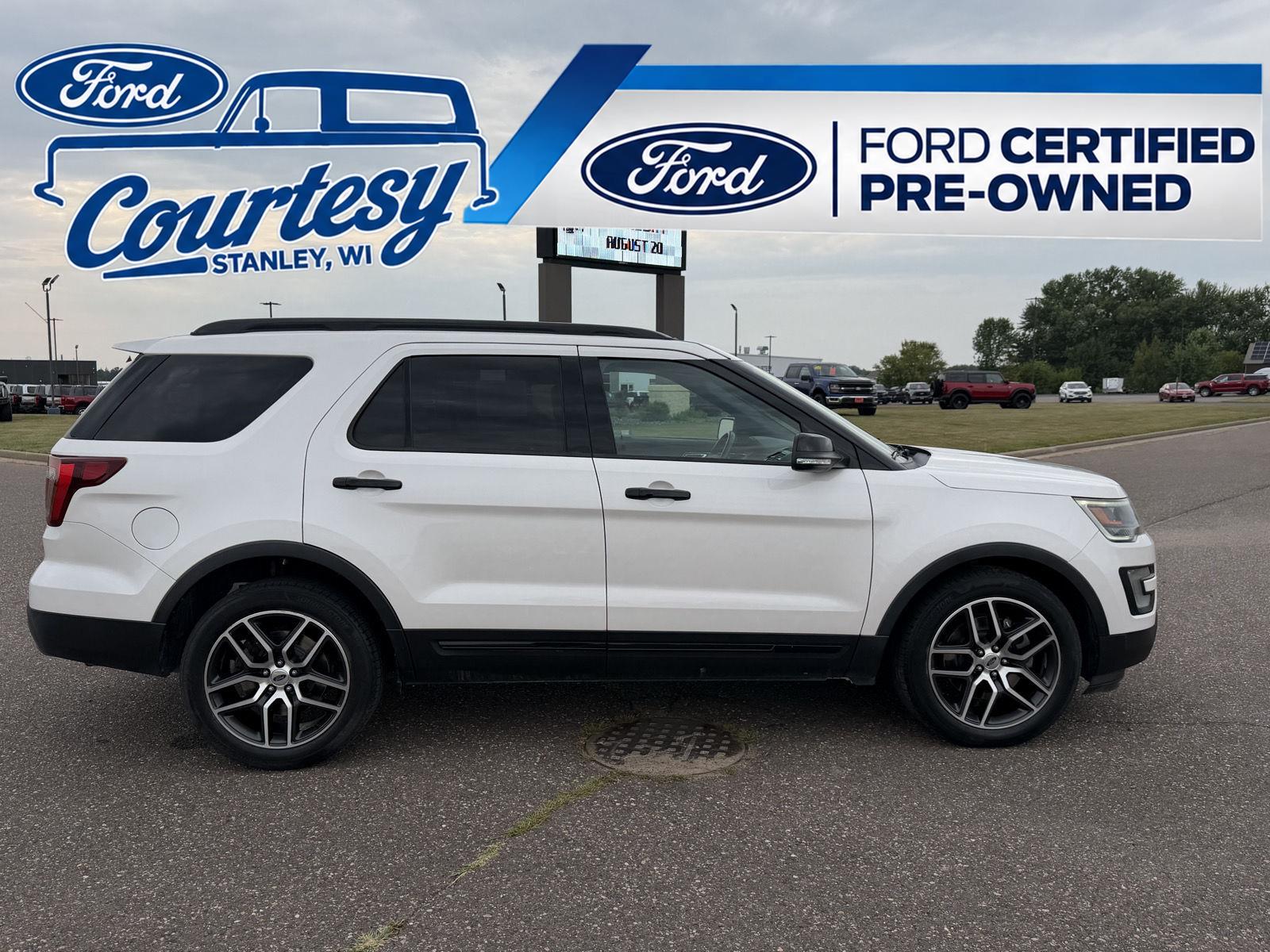 White Platinum Metallic Tri-Coat 2017 Ford Explorer SUV / Crossover All-Wheel Drive 6-Speed Automatic