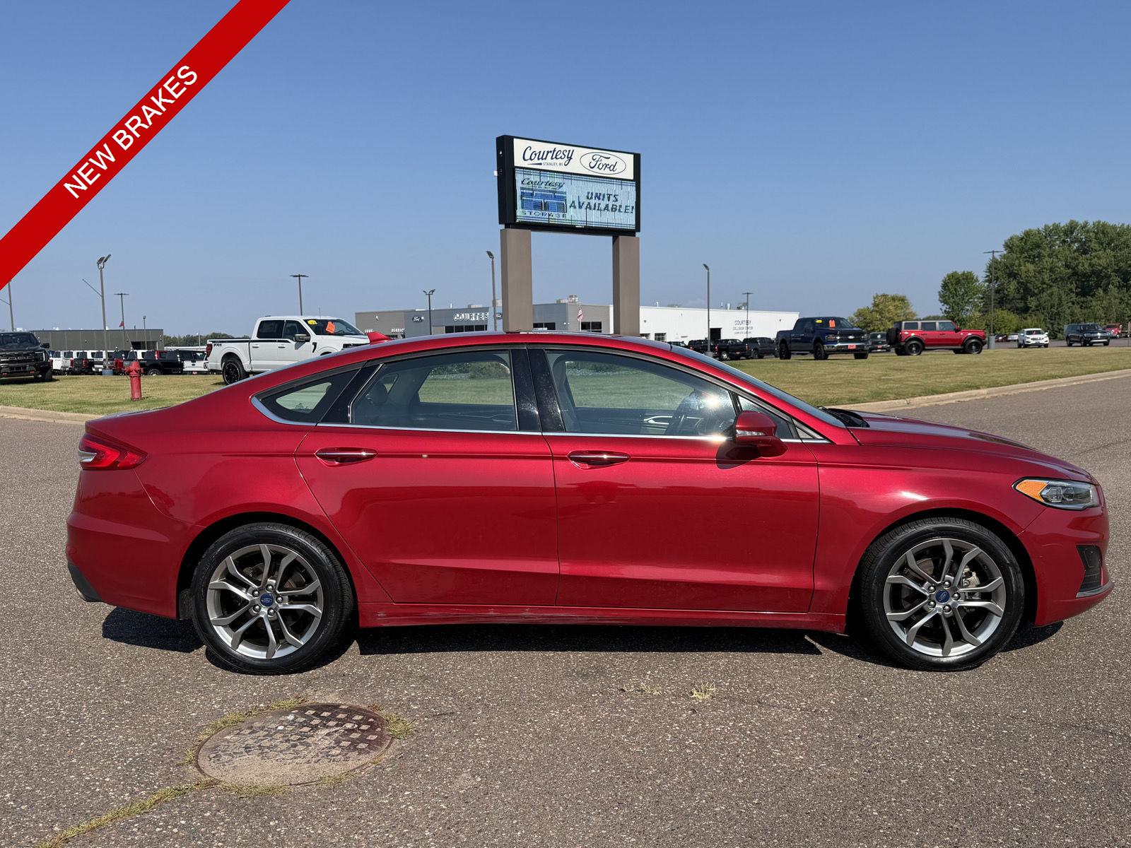 2020 Ford Fusion SEL FWD