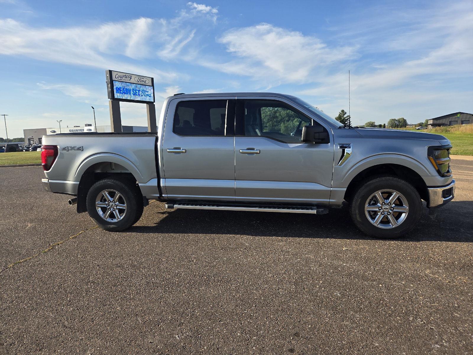 2025 Ford F-150 XLT SuperCrew 4WD