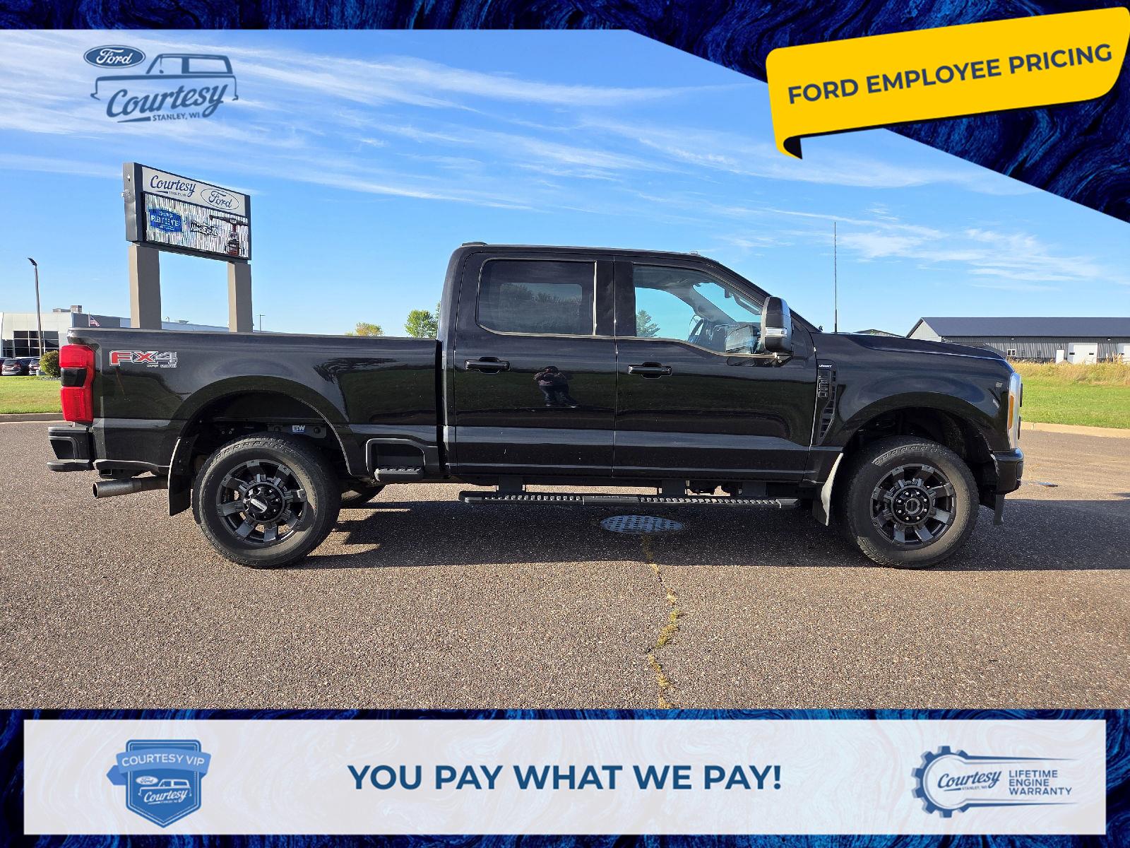 Agate Black Metallic 2023 Ford F-350 Super Duty Pickup Truck Four-Wheel Drive Automatic