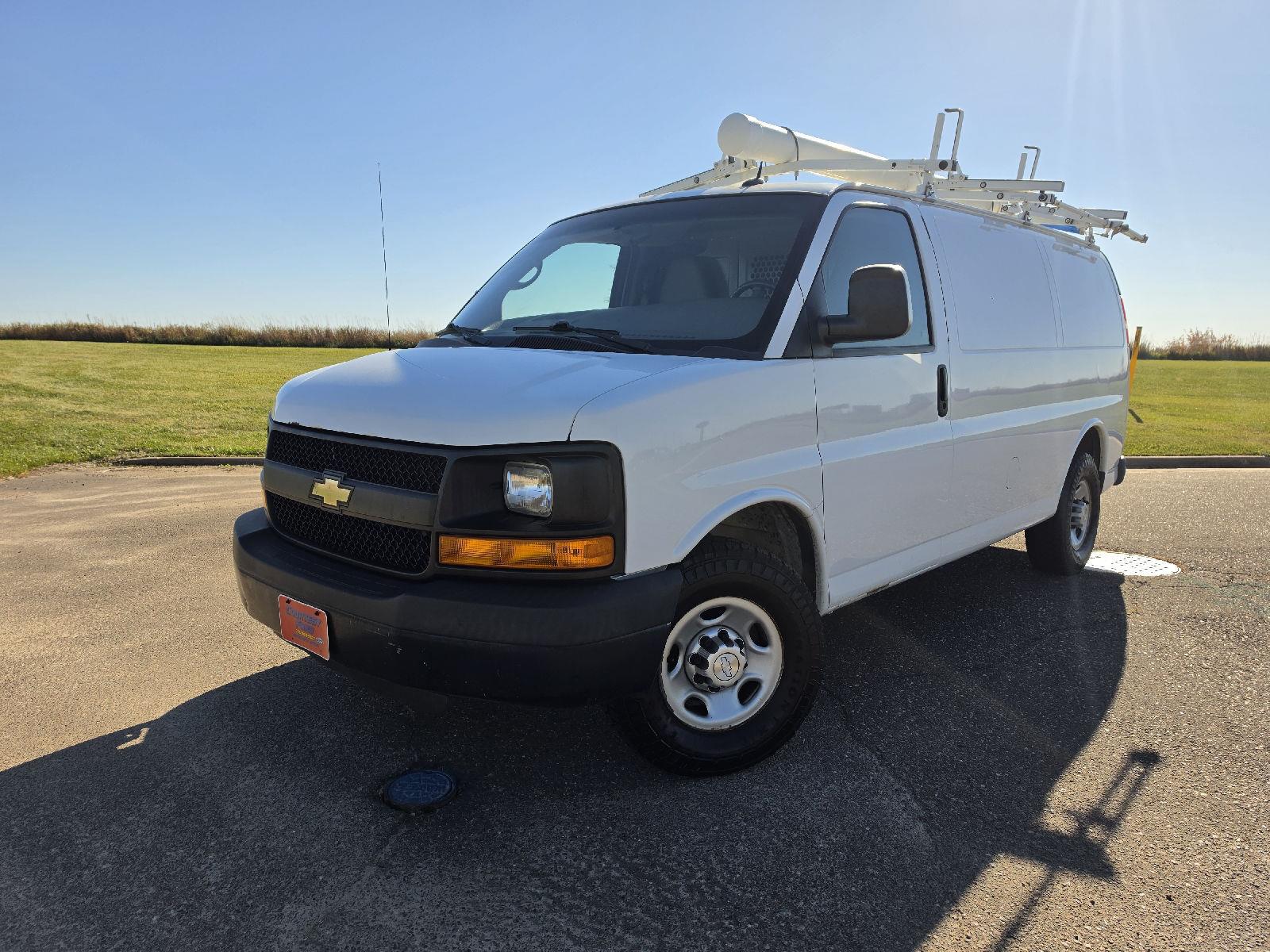 2015 Chevrolet Express Cargo 2500 RWD