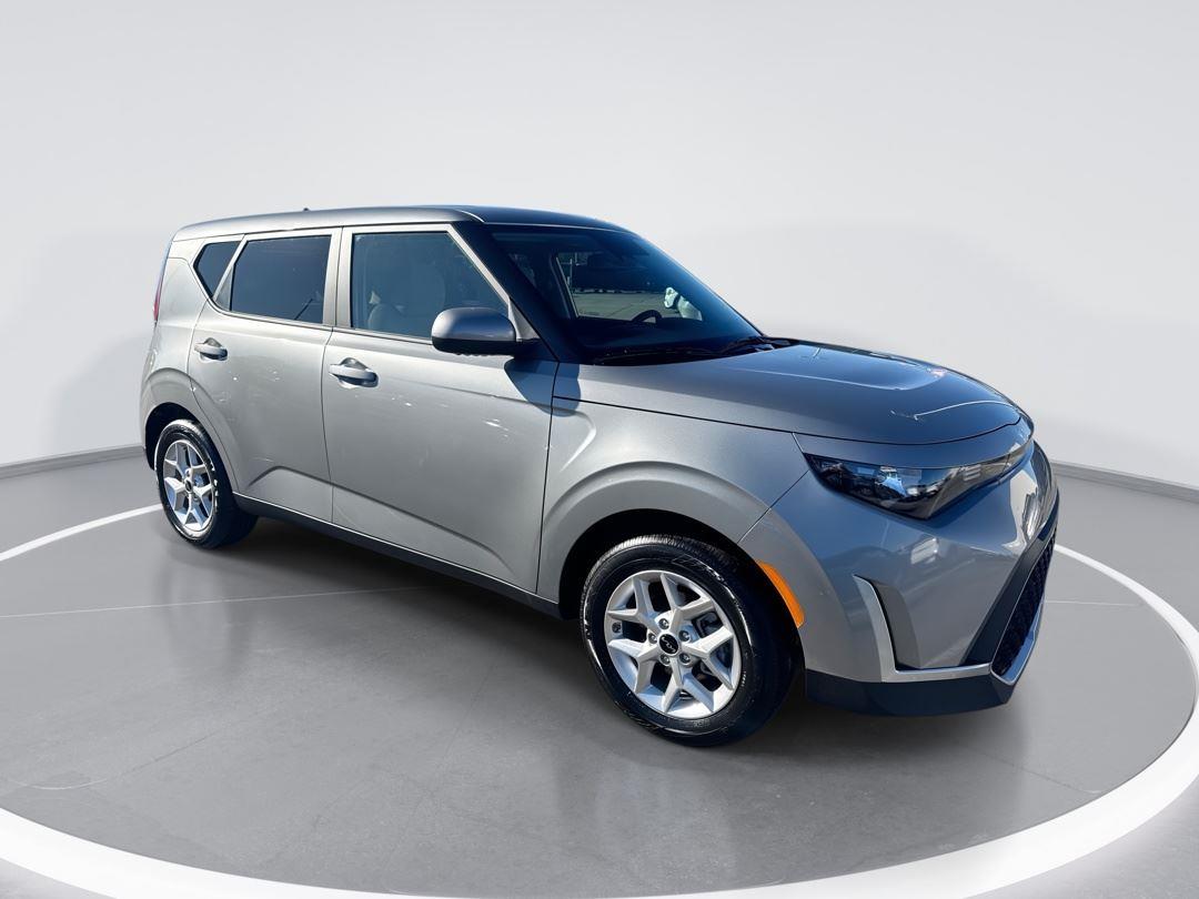 2025 Kia Soul LX FWD
