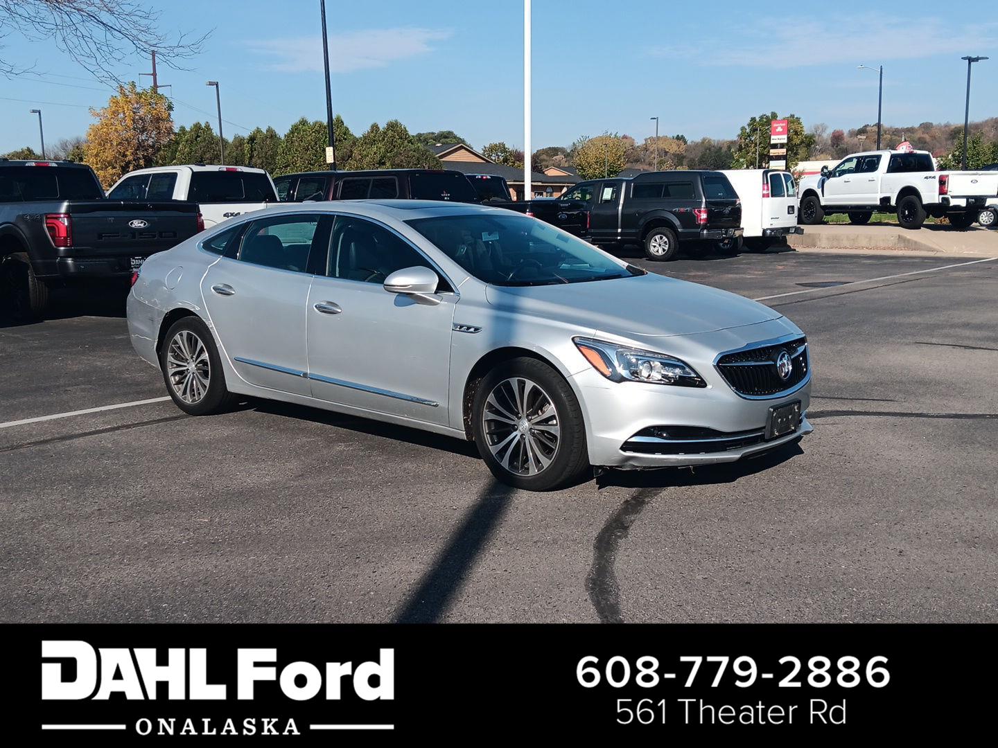 Quicksilver Metallic 2017 Buick LaCrosse Sedan Front-Wheel Drive 8-Speed Automatic Overdrive