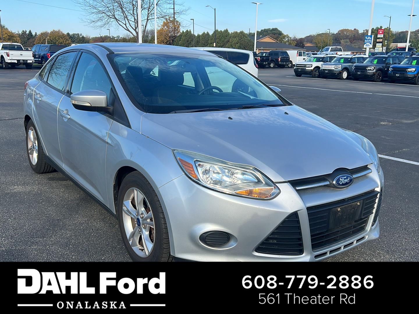 Ingot Silver Metallic 2014 Ford Focus Sedan Front-Wheel Drive 6-Speed Automatic