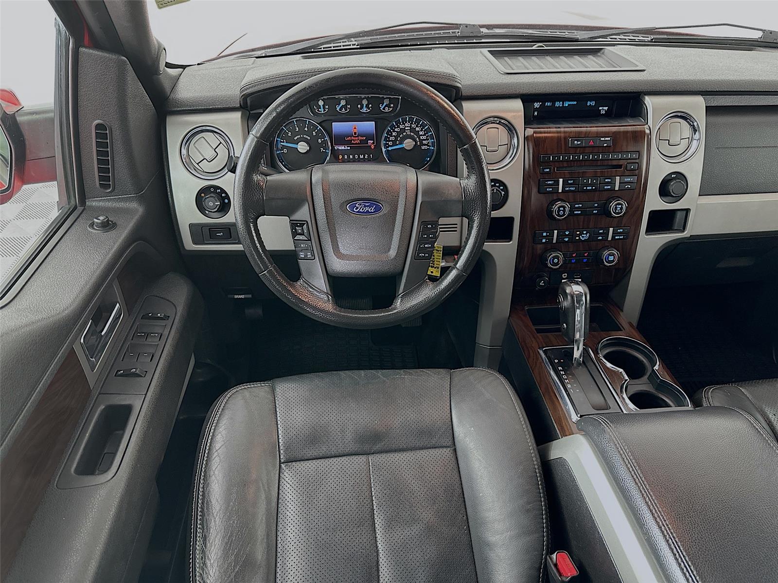 View vehicle photo 2