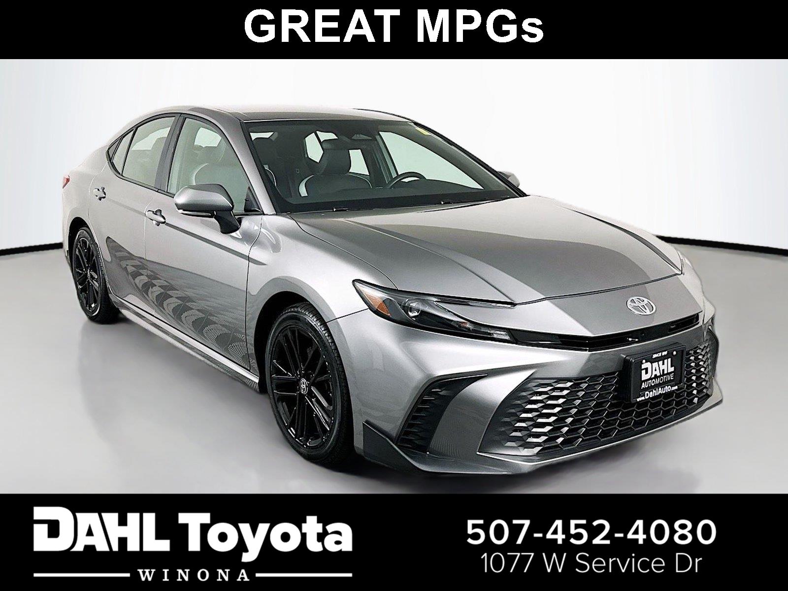 2025 Toyota Camry SE FWD