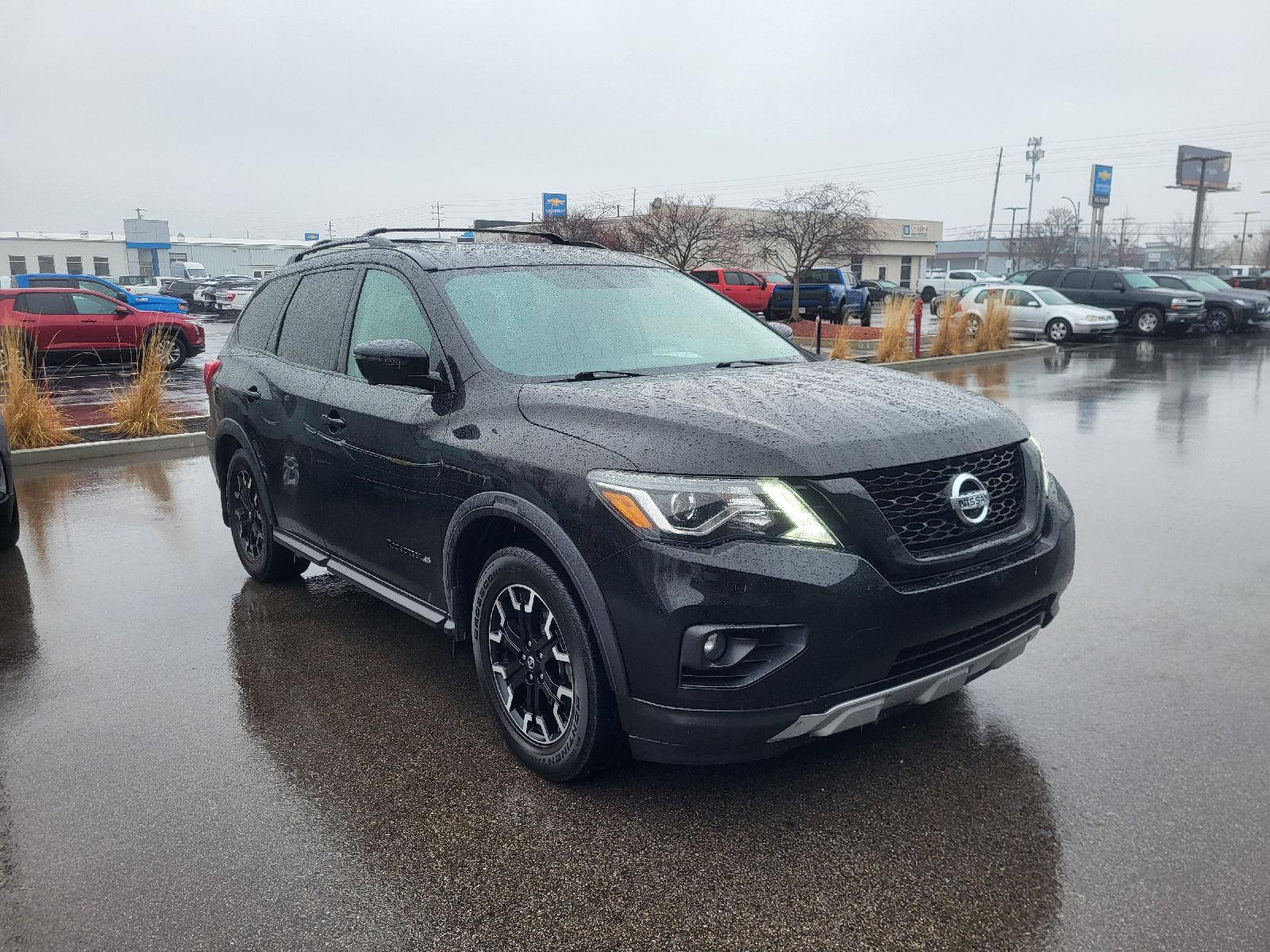 2020 Nissan Pathfinder SL 4WD