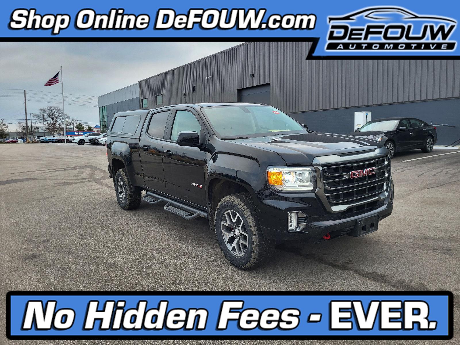2022 GMC Canyon AT4 Crew Cab 4WD with Cloth