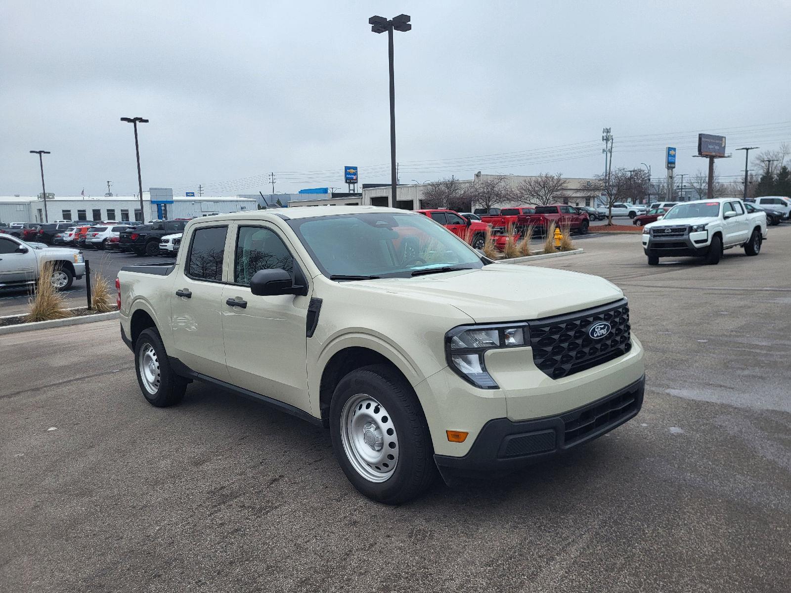 2025 Ford Maverick XL SuperCrew FWD