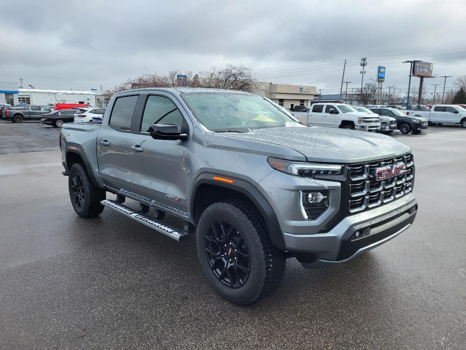 2025 GMC Canyon AT4 Crew Cab 4WD