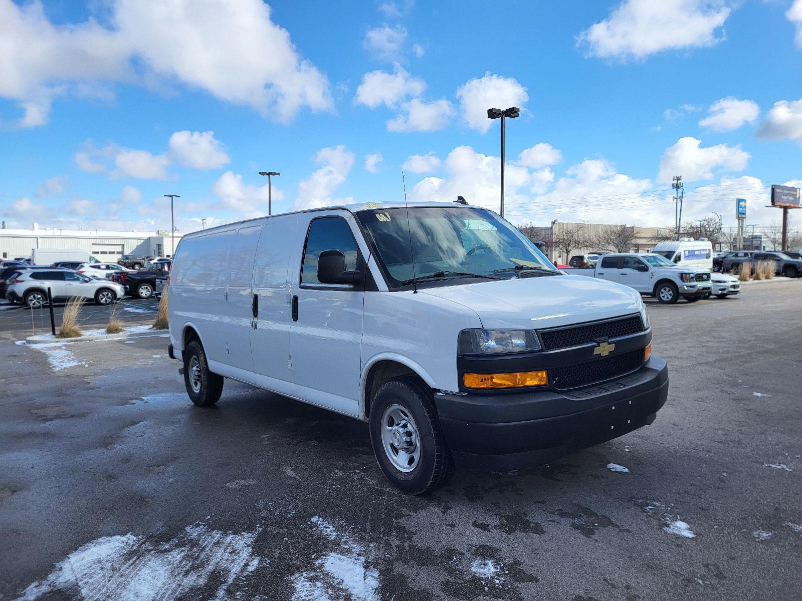 2021 Chevrolet Express Cargo 2500 Extended RWD