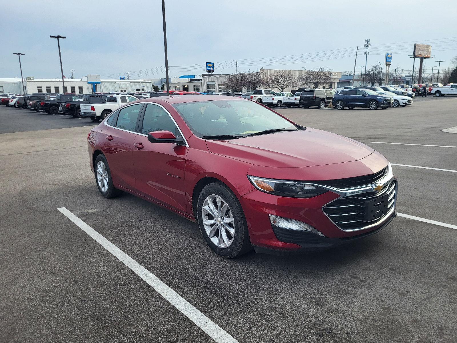 2023 Chevrolet Malibu LT with 1LT FWD