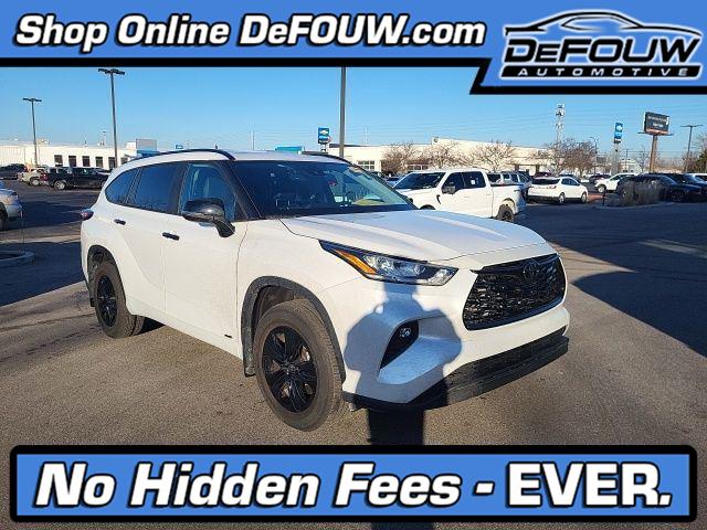 2025 Toyota Highlander Hybrid XLE AWD