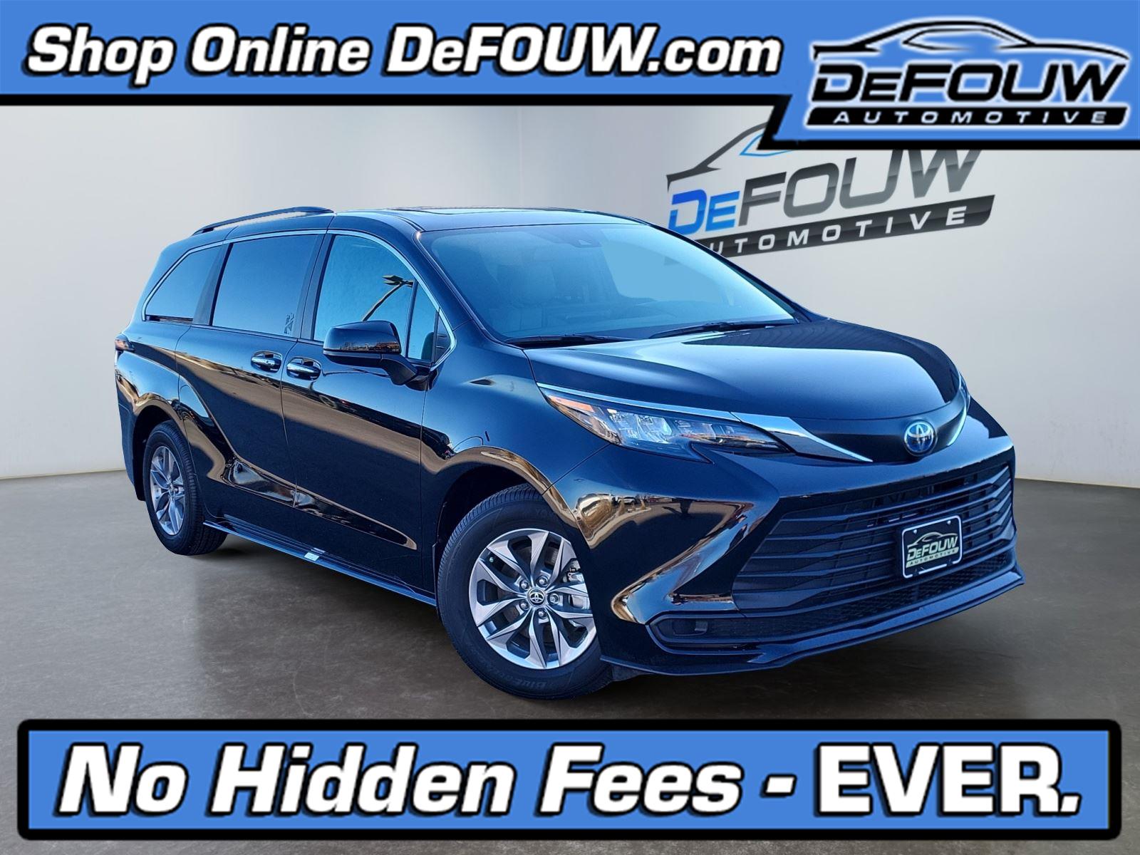 2025 Toyota Sienna XLE 8-Passenger FWD