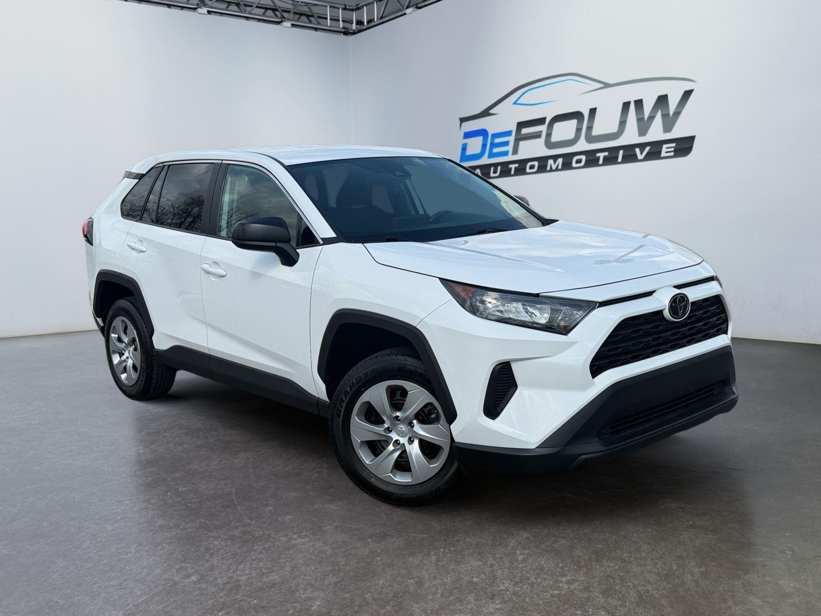 White 2022 Toyota RAV4 LE AWD SUV / Crossover All-Wheel Drive Automatic