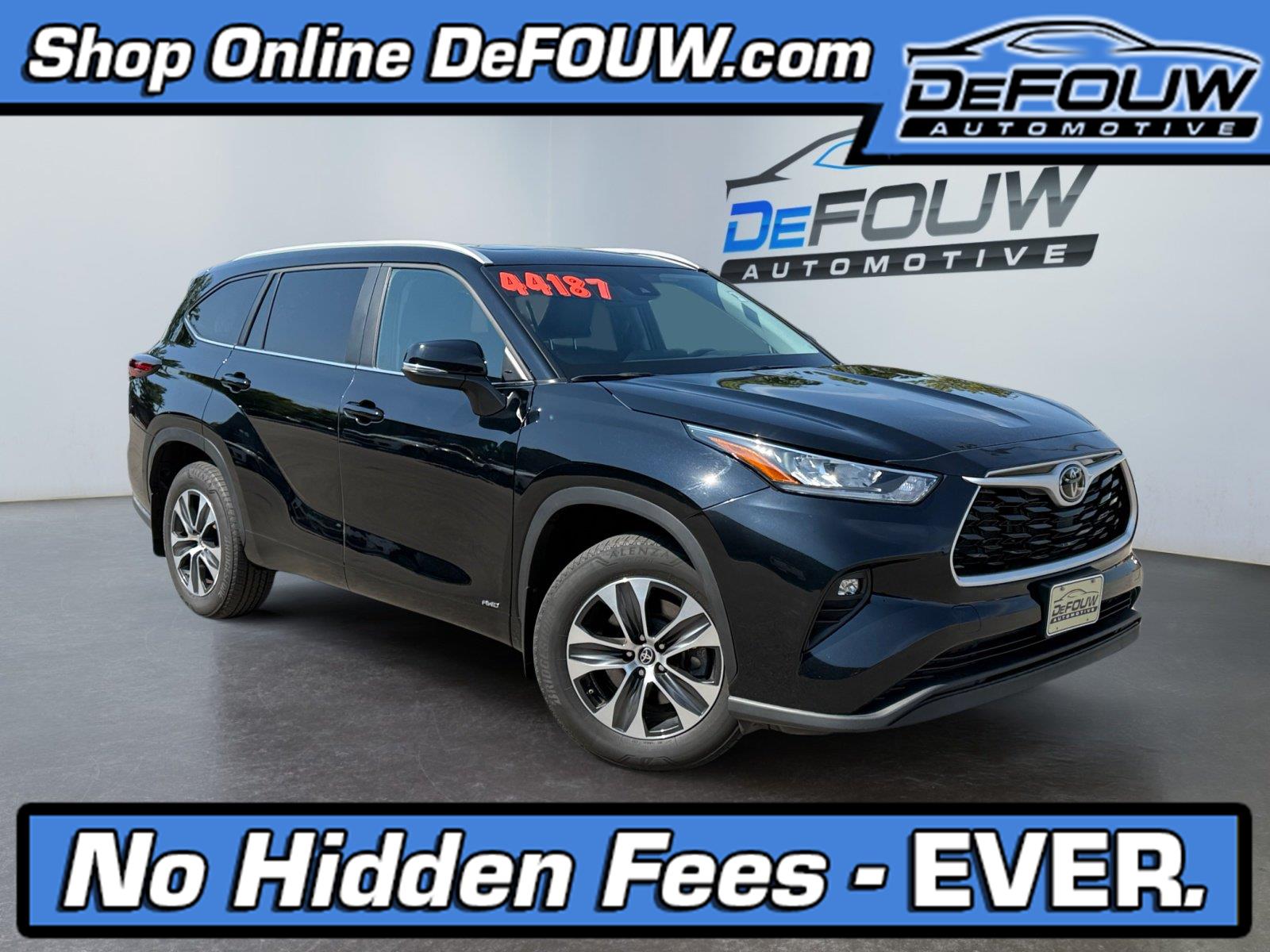 Midnight Black Metallic 2025 Toyota Highlander Hybrid SUV / Crossover All-Wheel Drive Continuously Variable Transmission