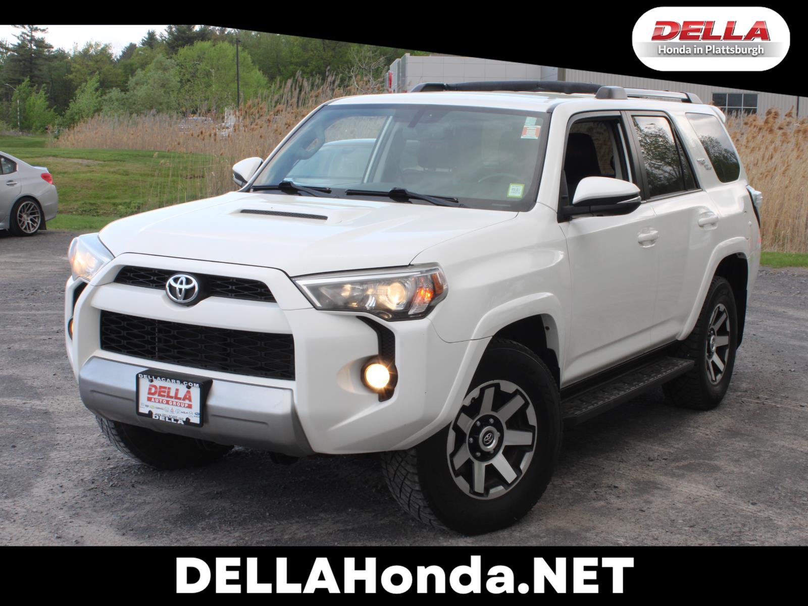 Super White 2017 Toyota 4Runner TRD Off-Road Premium 4WD SUV / Crossover Four-Wheel Drive Automatic