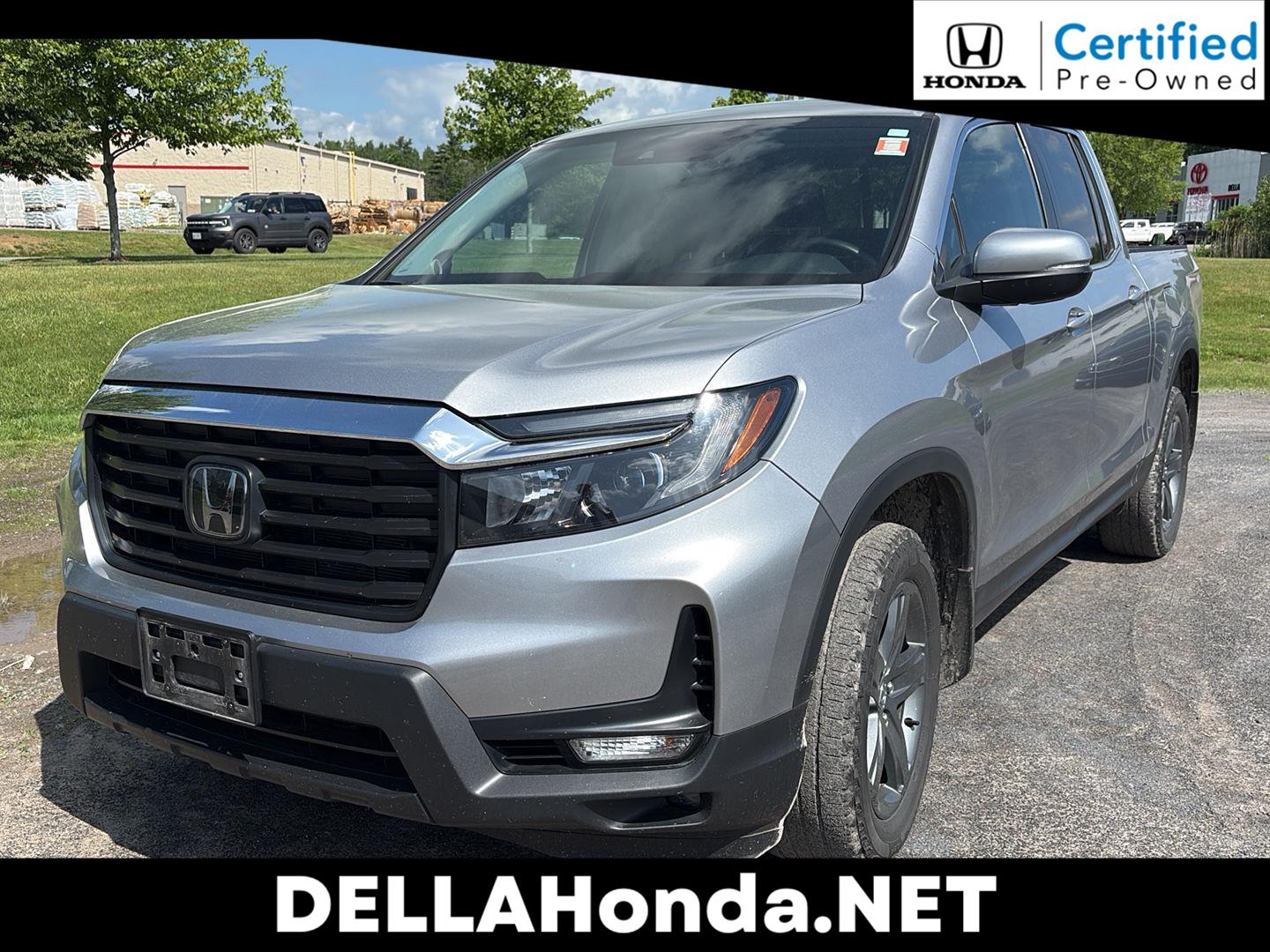 Lunar Silver Metallic 2023 Honda Ridgeline RTL AWD Pickup Truck All-Wheel Drive Automatic
