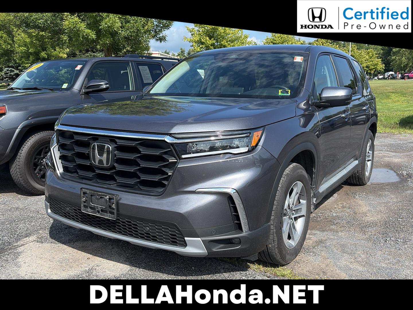 Gray (Modern Steel Metallic) 2025 Honda Pilot SUV / Crossover All-Wheel Drive Automatic