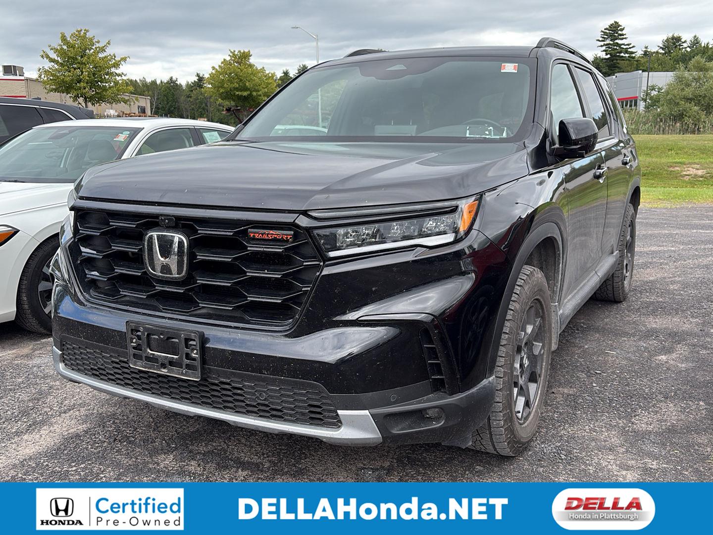 Crystal Black Pearl 2025 Honda Pilot SUV / Crossover All-Wheel Drive Automatic