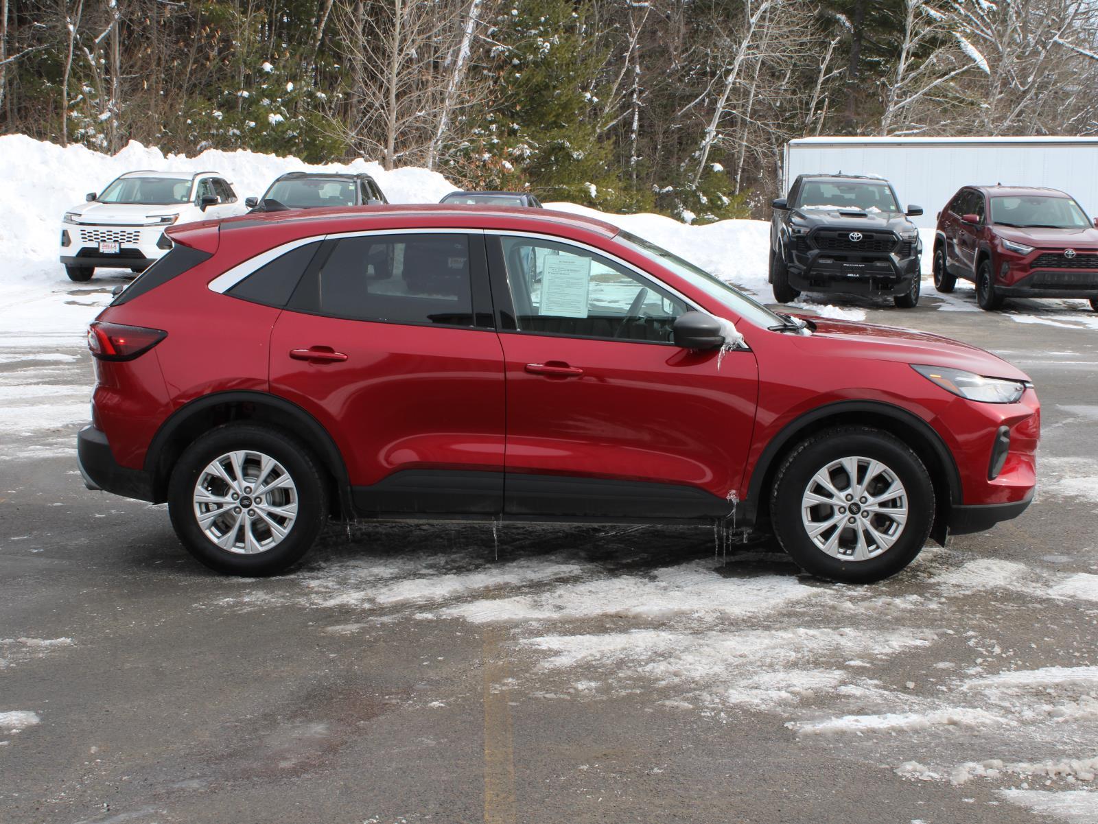 View vehicle photo 4