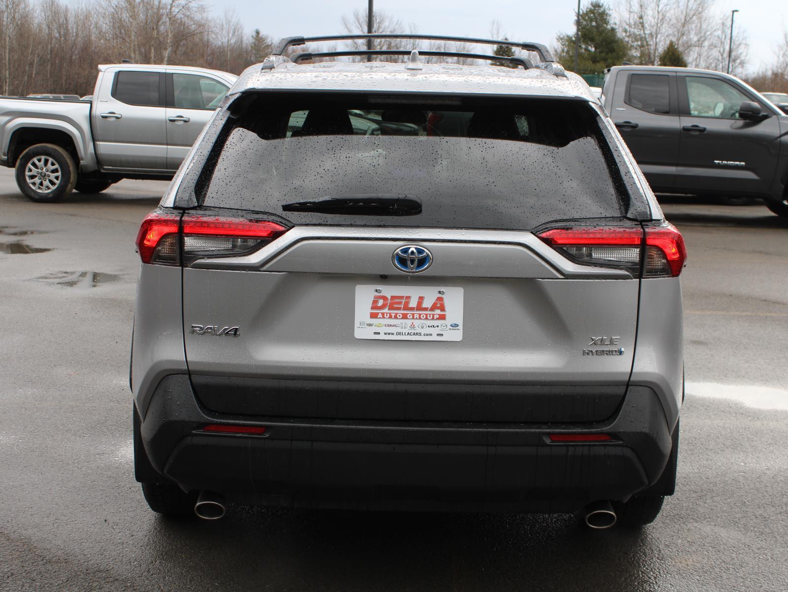 View vehicle photo 6