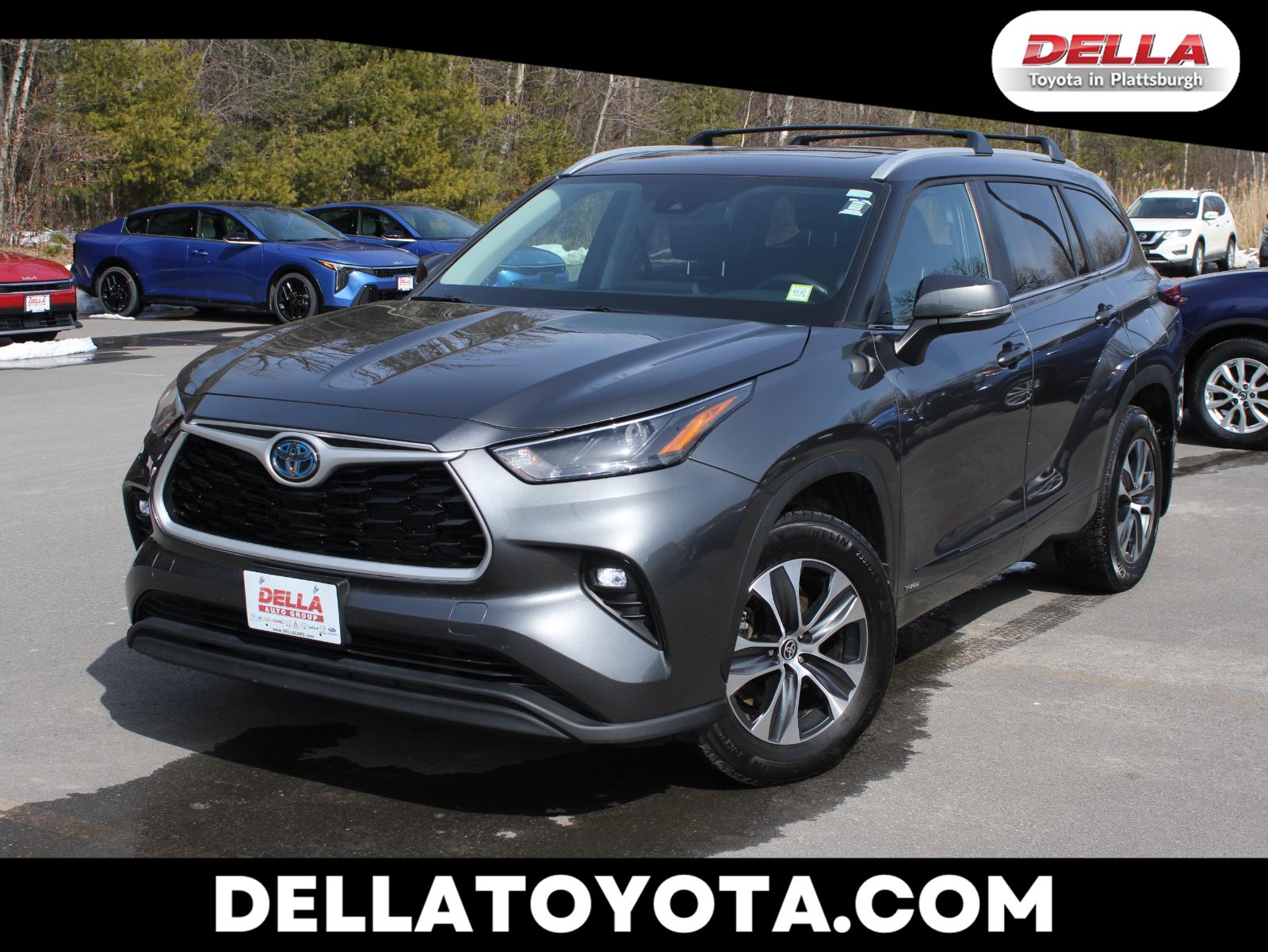 Magnetic Gray Metallic 2023 Toyota Highlander Hybrid XLE AWD SUV / Crossover All-Wheel Drive Continuously Variable Transmission