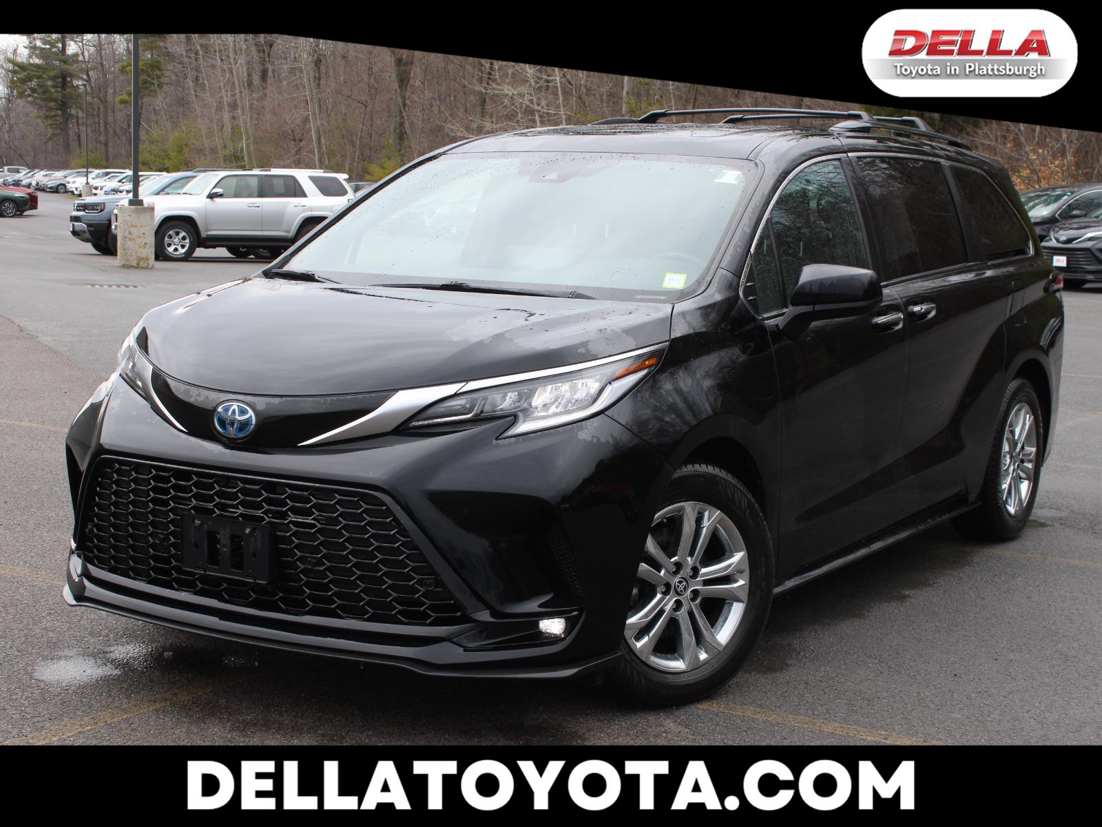 Midnight Black Metallic 2022 Toyota Sienna XSE 7-Passenger AWD Minivan All-Wheel Drive Continuously Variable Transmission
