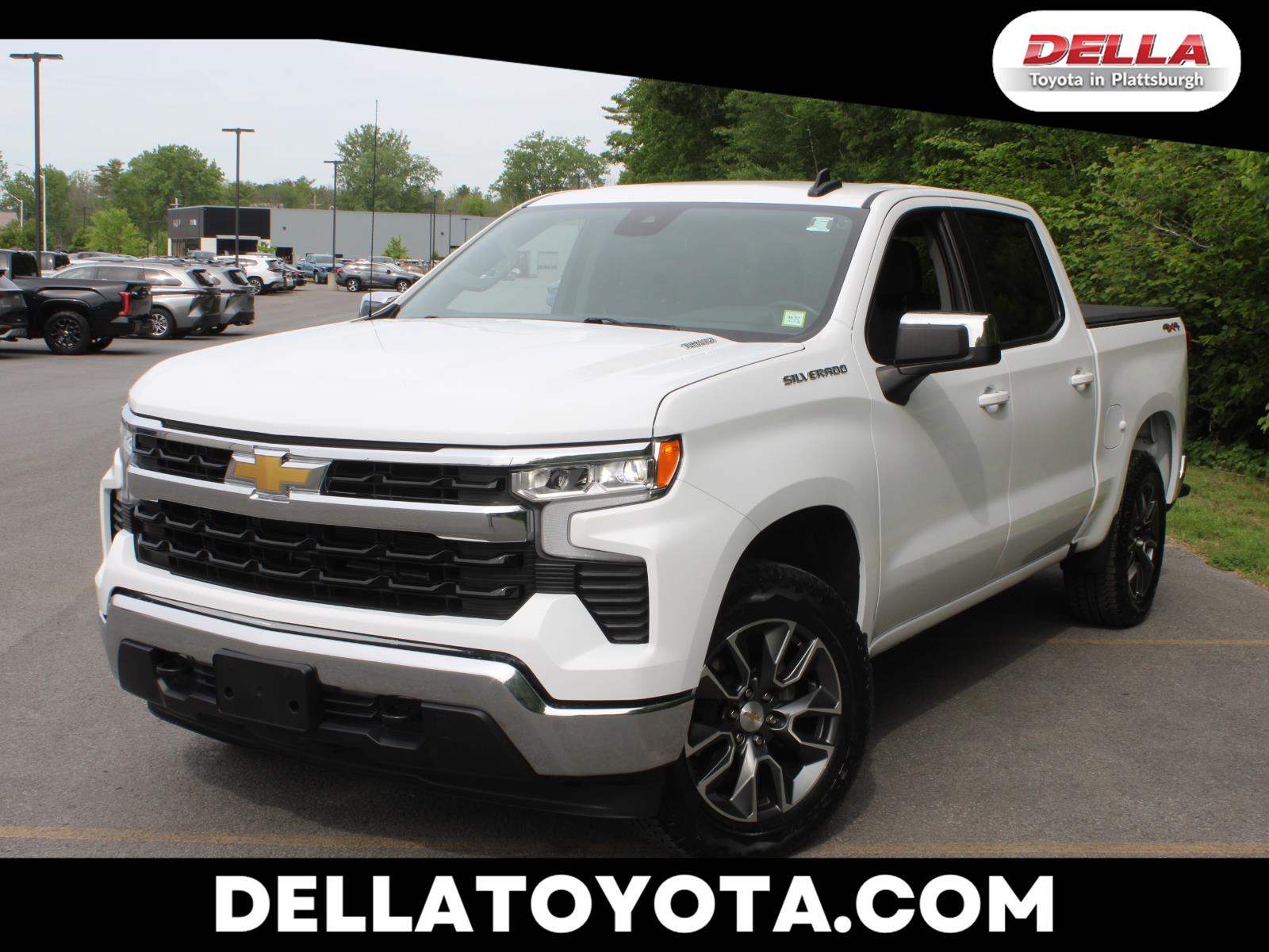 Summit White 2025 Chevrolet Silverado 1500 Pickup Truck Four-Wheel Drive 8-Speed Automatic