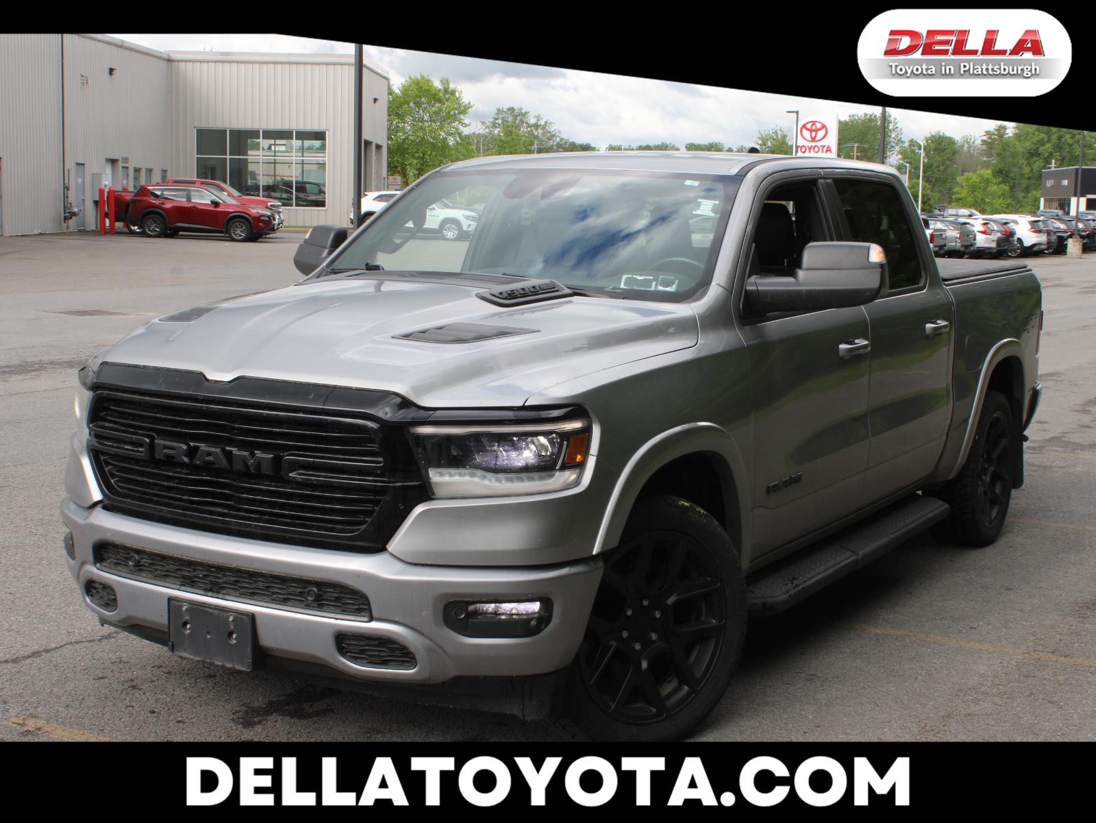 Billet Silver Metallic Clearcoat 2022 RAM 1500 Pickup Truck Four-Wheel Drive 8-Speed Automatic
