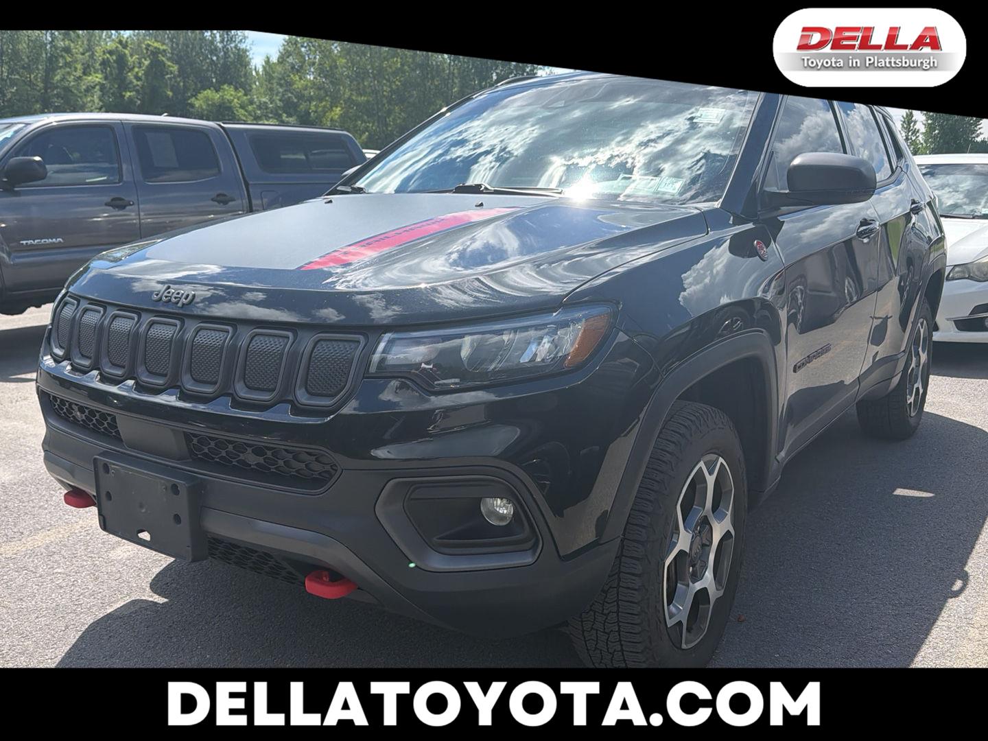 Diamond Black Crystal Pearlcoat 2022 Jeep Compass SUV / Crossover Four-Wheel Drive 9-Speed Automatic