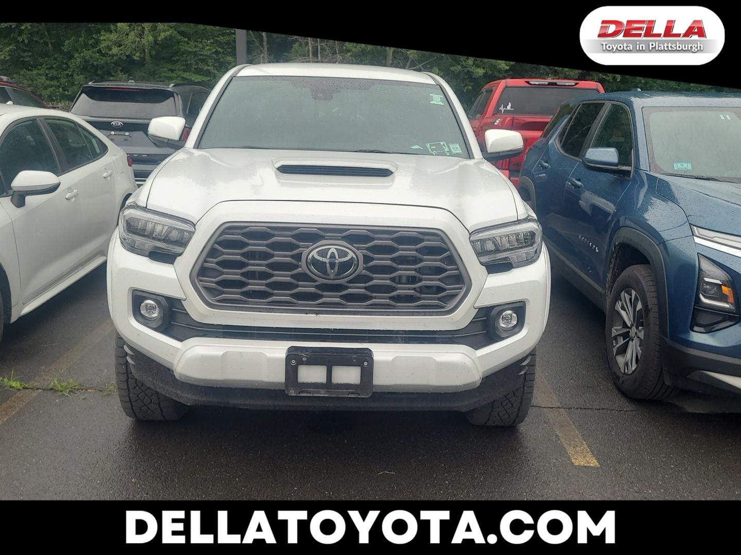 White (Wind Chill Pearl) 2023 Toyota Tacoma Pickup Truck Four-Wheel Drive 6-Speed Automatic
