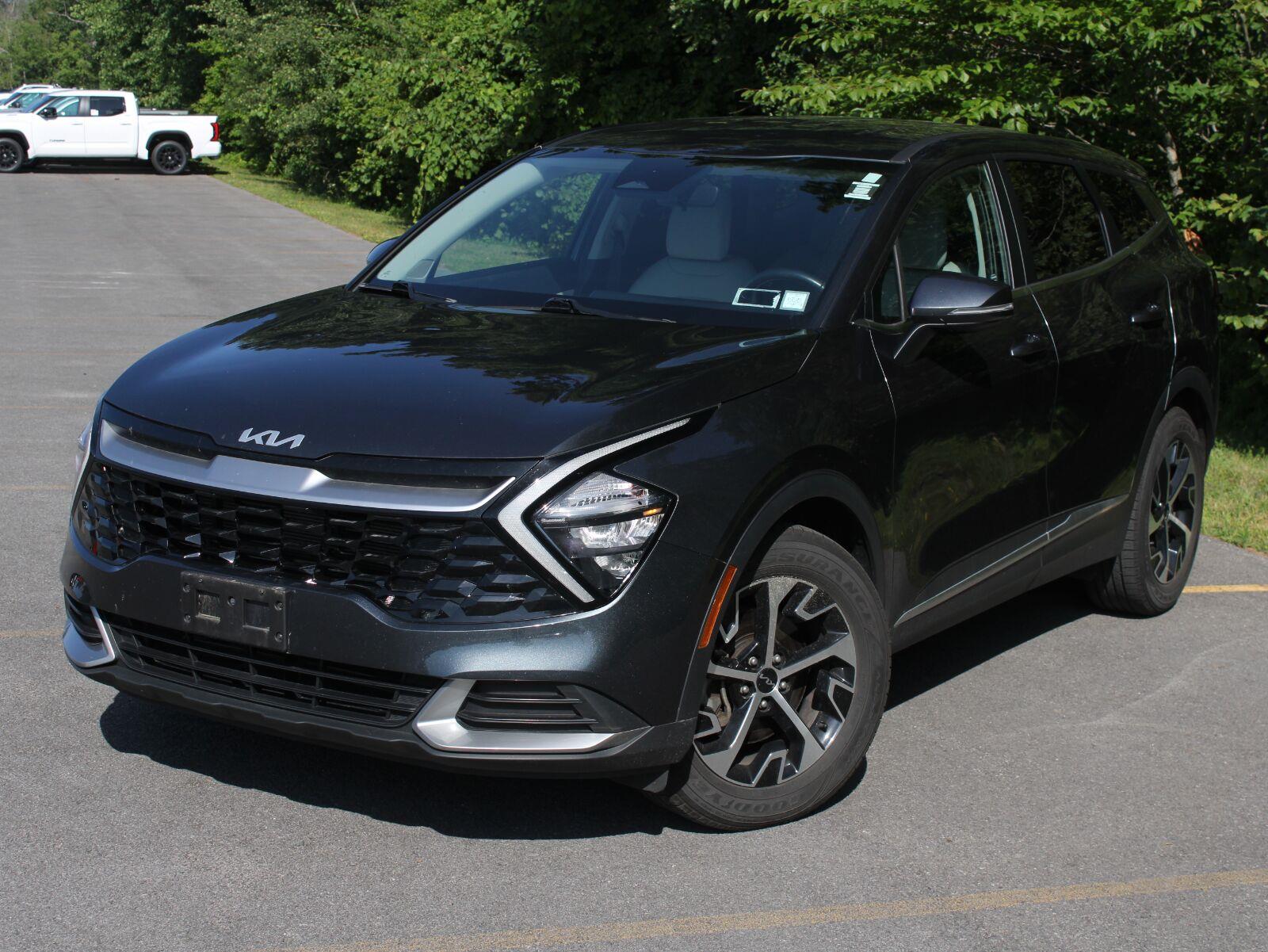 Gravity Gray 2023 Kia Sportage SUV / Crossover Front-Wheel Drive 8-Speed Automatic