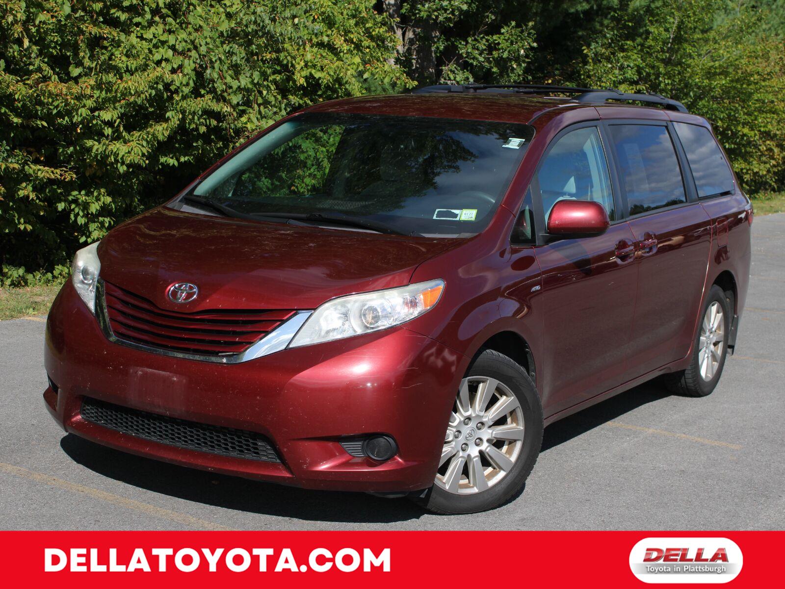 2017 Toyota Sienna LE 7-Passenger AWD