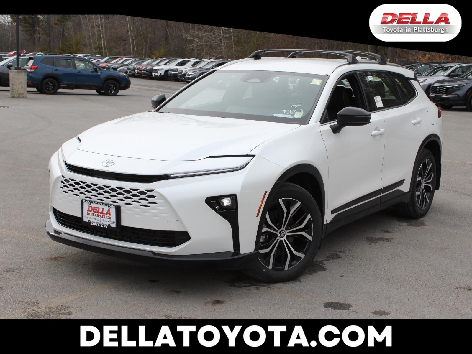 Oxygen White 2026 Toyota Crown Signia XLE AWD SUV / Crossover All-Wheel Drive Continuously Variable Transmission