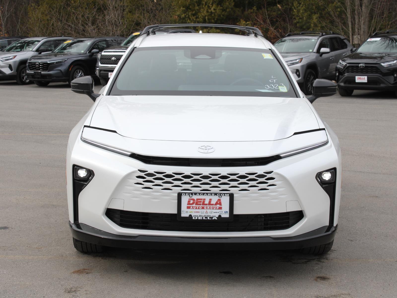 View vehicle photo 2