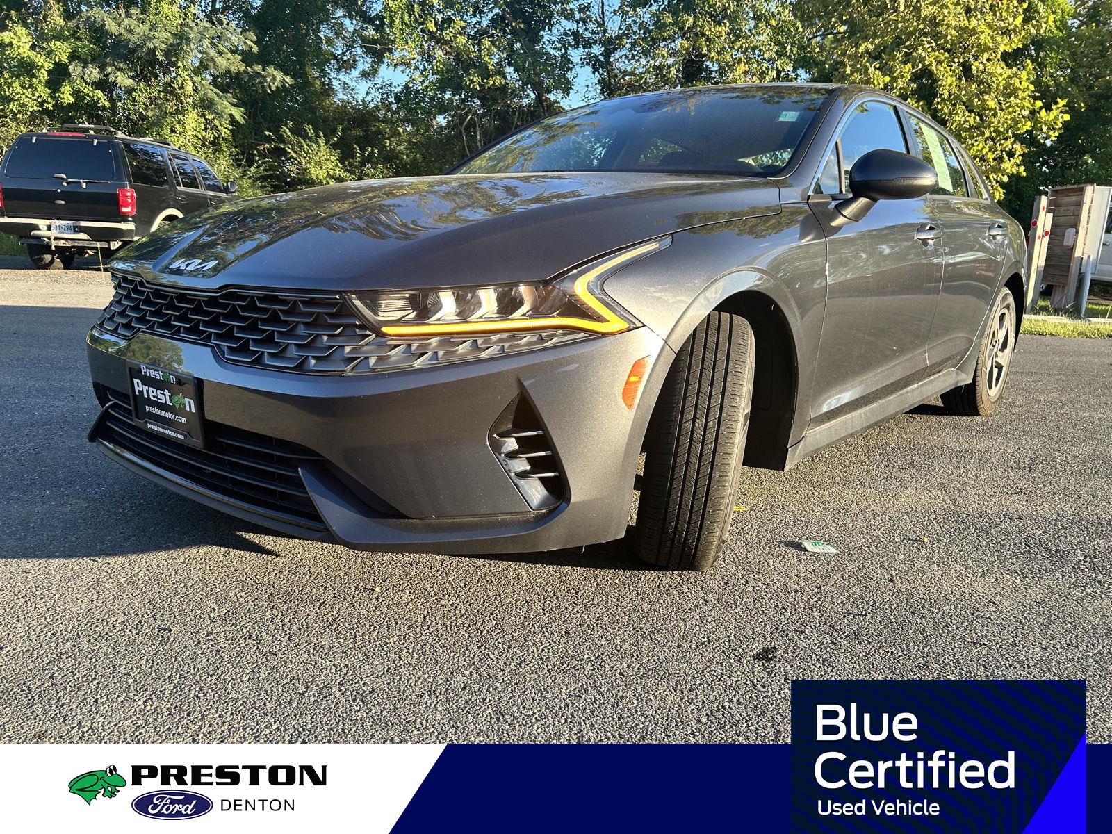 2023 Kia K5 Gris (Gravity Gray) Sedán Tracción delantera Automática