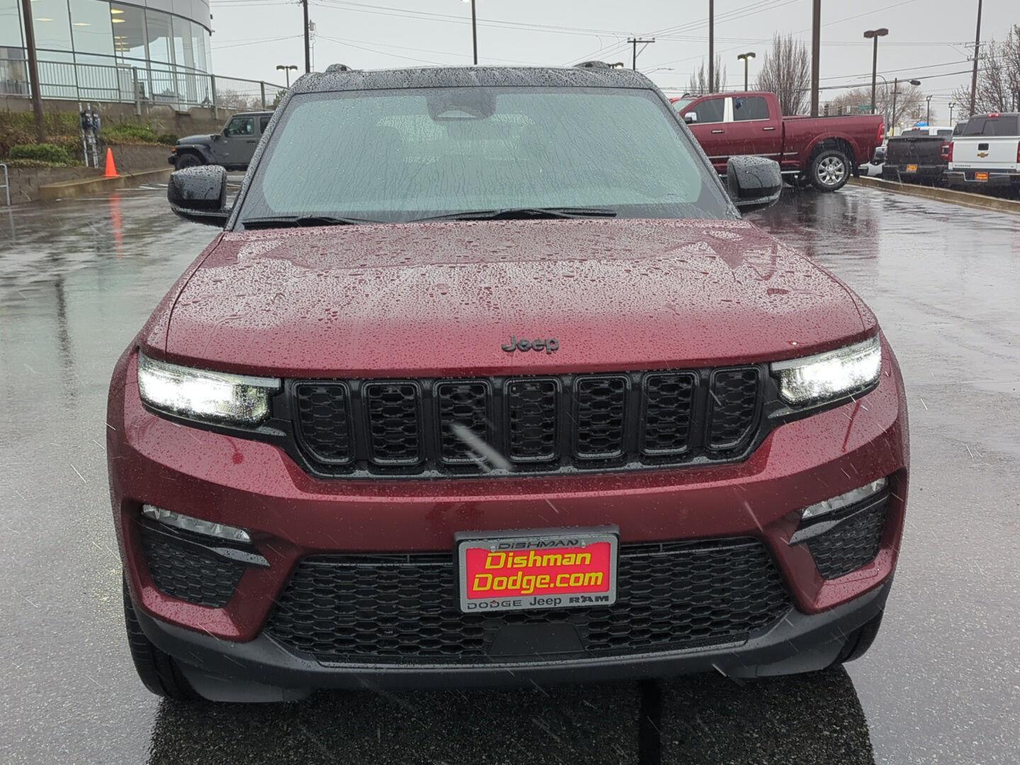 View vehicle photo 2