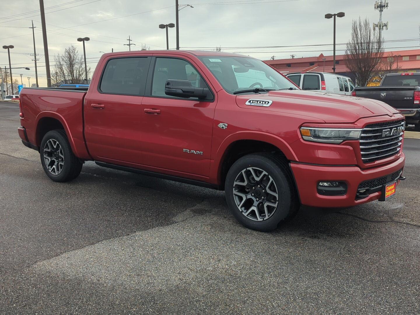 2026 RAM 1500 Laramie Crew Cab 4WD