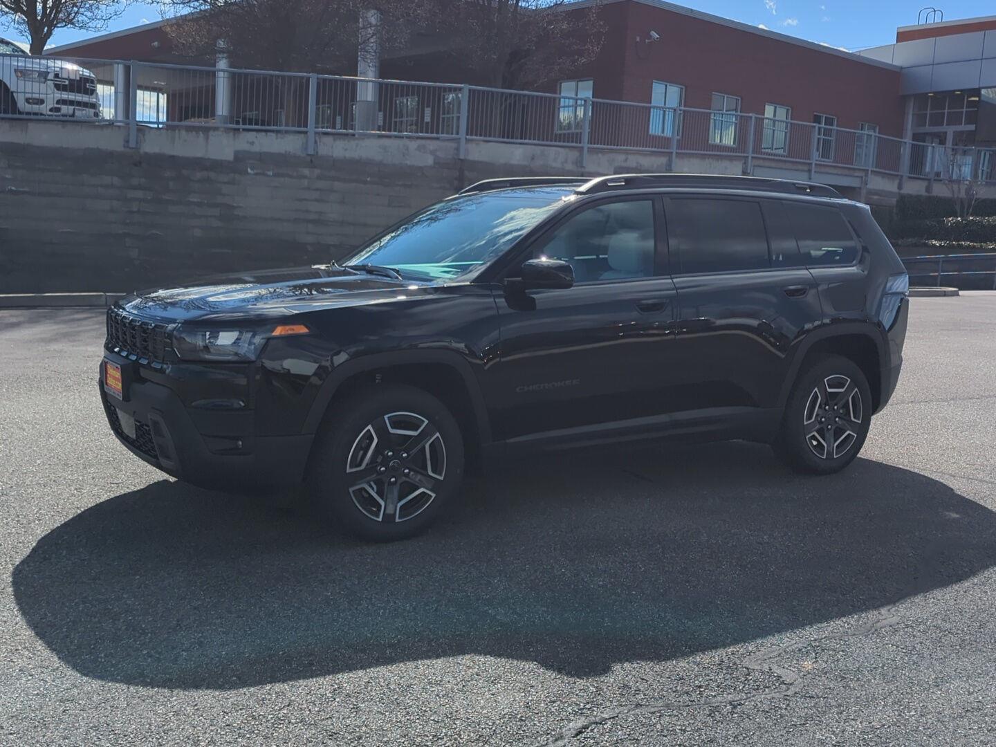 View vehicle photo 3