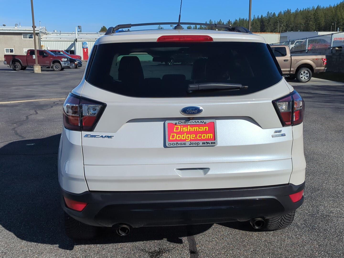 View vehicle photo 5