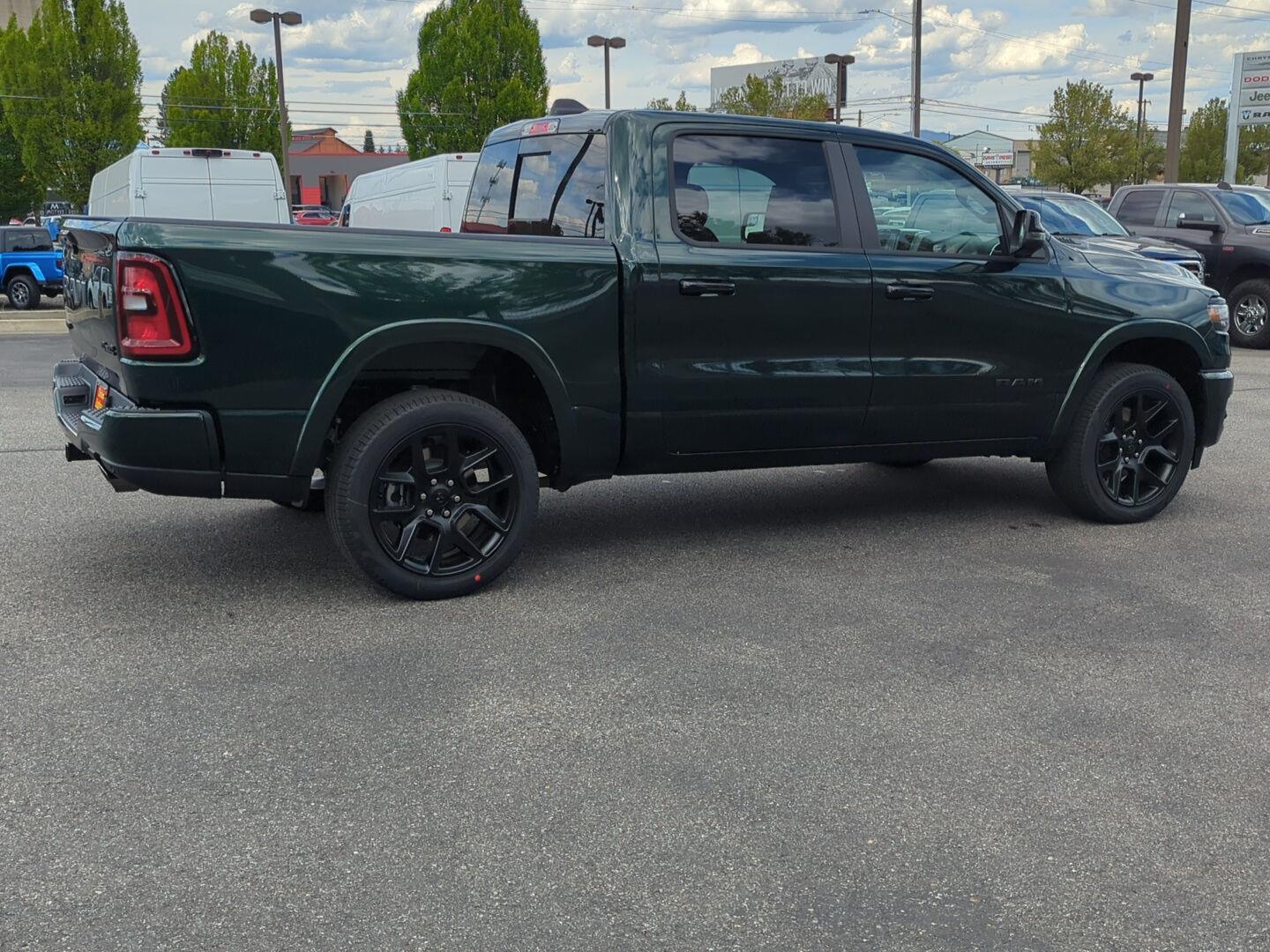 View vehicle photo 6