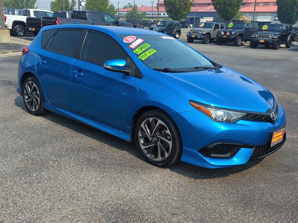 2016 Scion iM Base